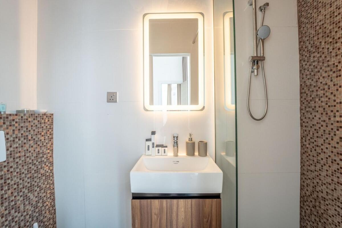 Aws Holiday Homes - Luxurious 2Br In Business Bay Dubai Exterior photo